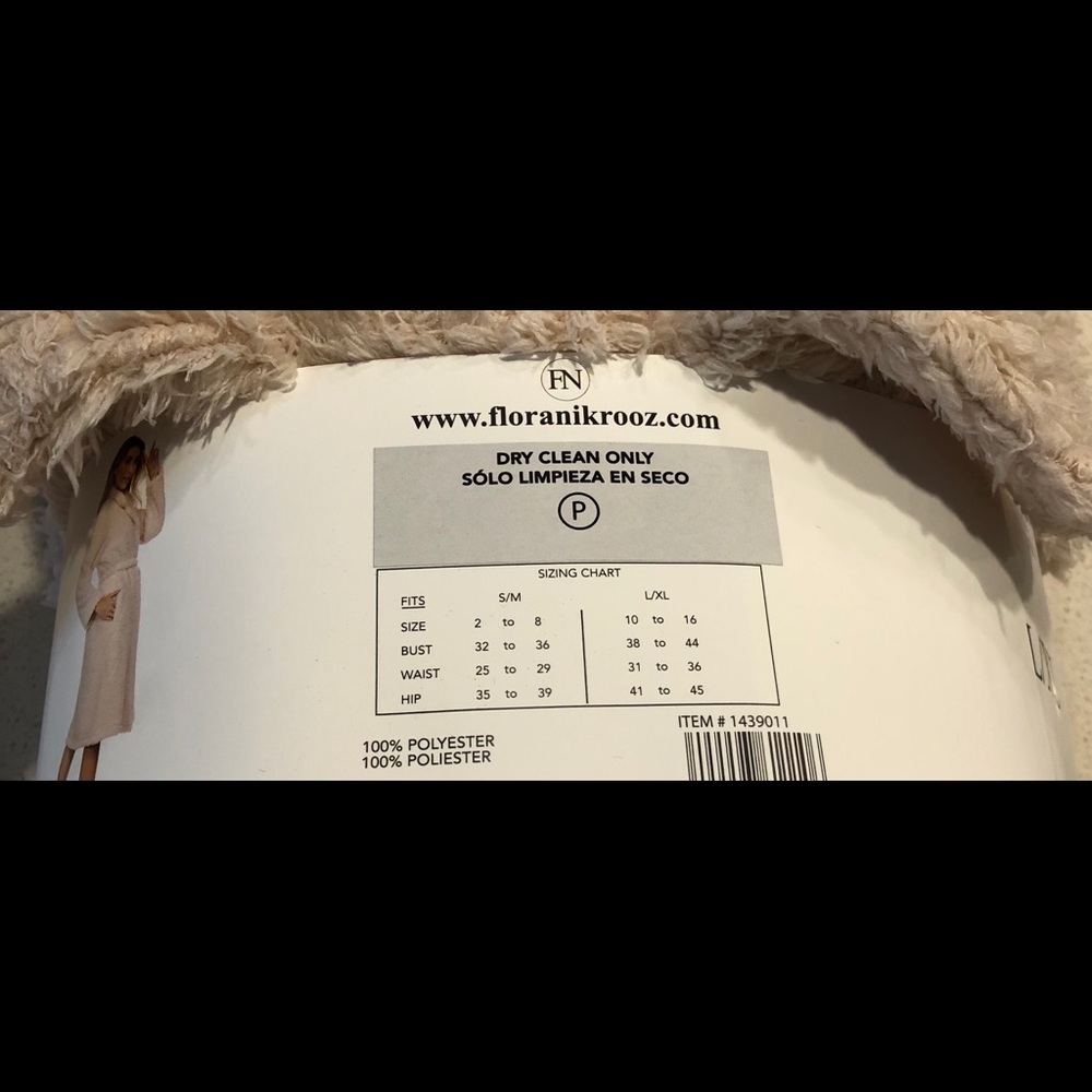 Flora Nikrooz Short Robe - Picture 4 of 4